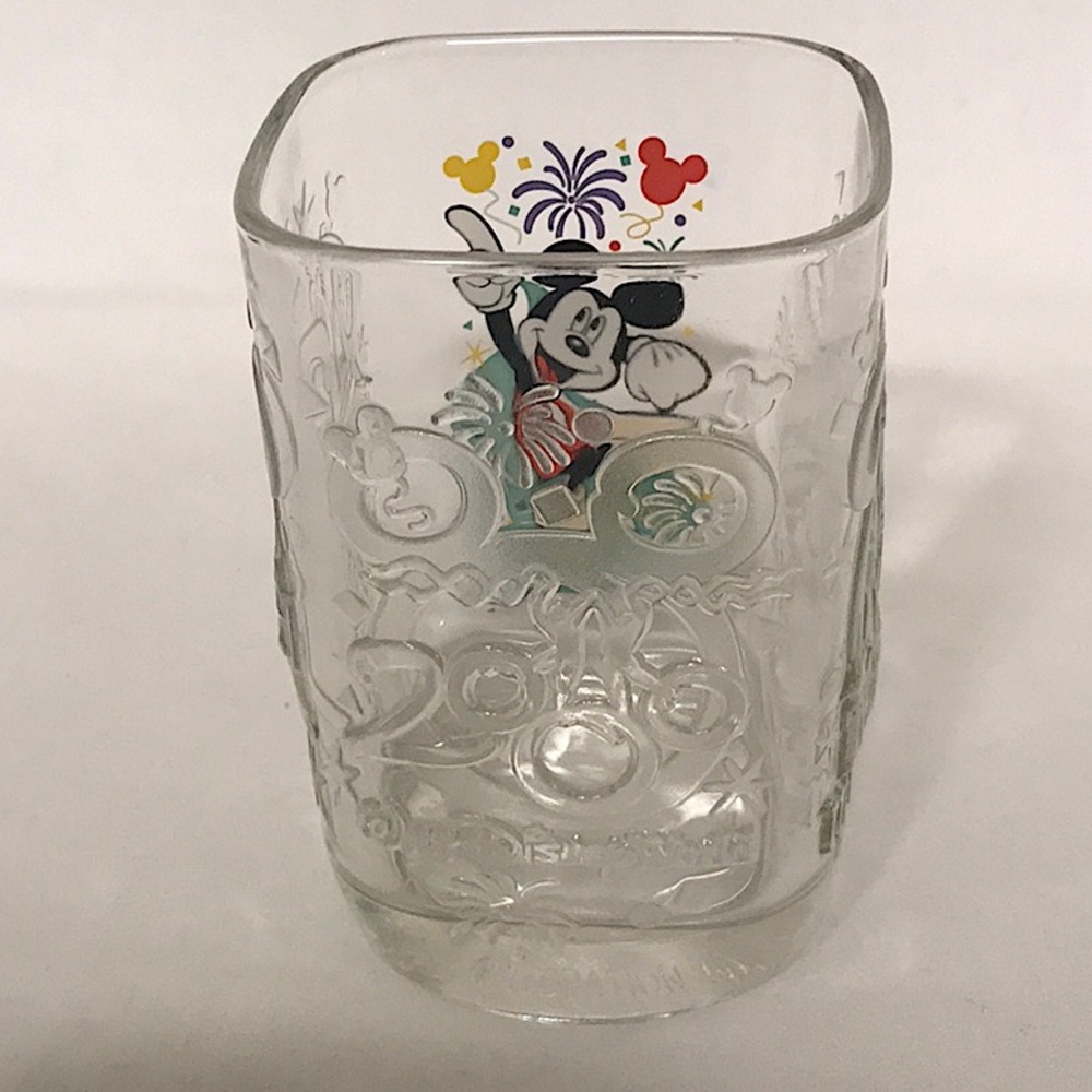 Walt Disney McDonalds Collectors Glasses 100 Years of Magic 2000-Set of 2 - Picture 4 of 12